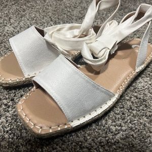 Express lace up sandal